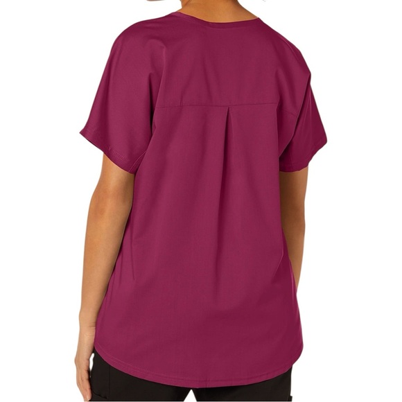 WonderWink Women's 3-Pocket V-Neck Dolman Sleeve Modern Fit Scrub Top Wine NWT - Picture 2 of 5